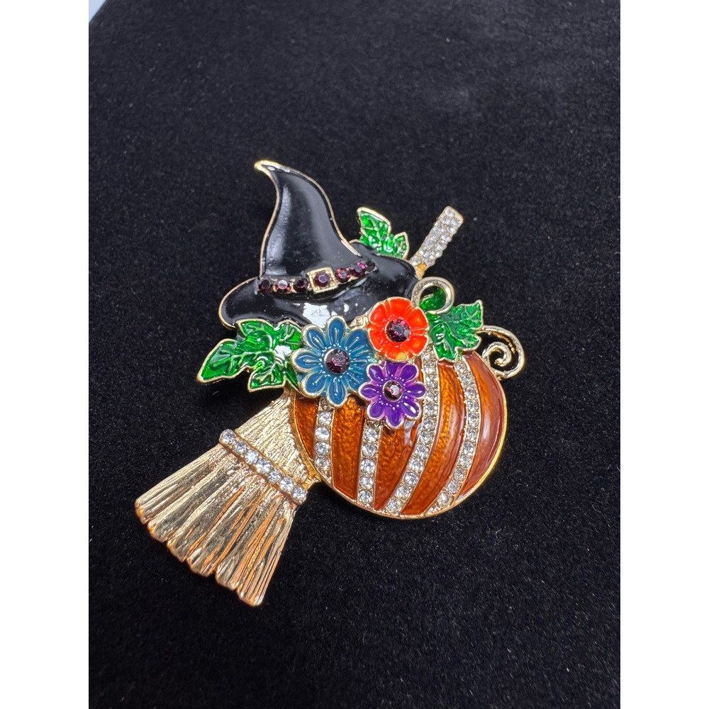 Halloween Witch Hat Pumpkin Broom Brooch Pin Rhinestone Enamel Gold Tone Festive